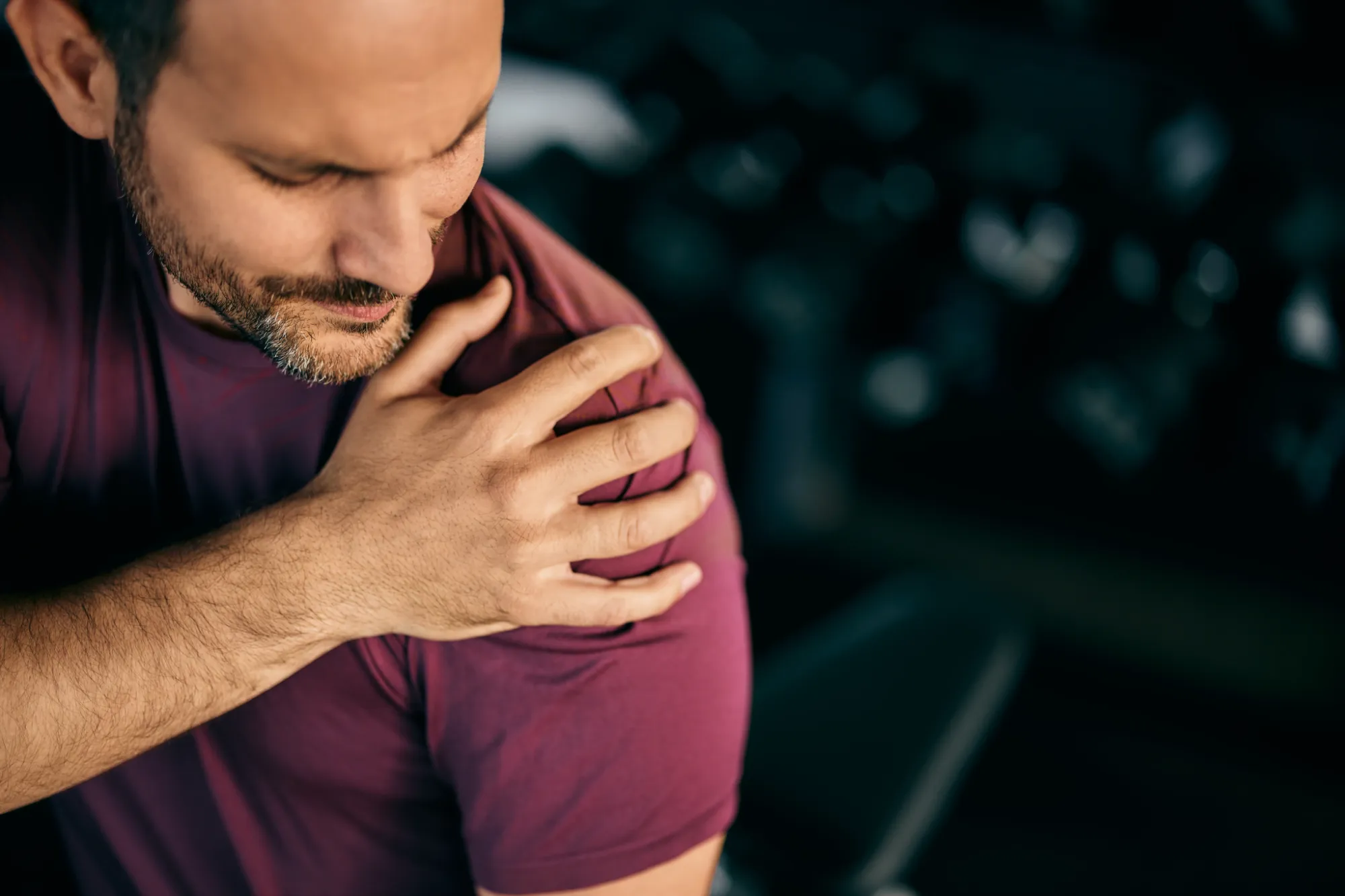 Person with dislocated shoulder needing help