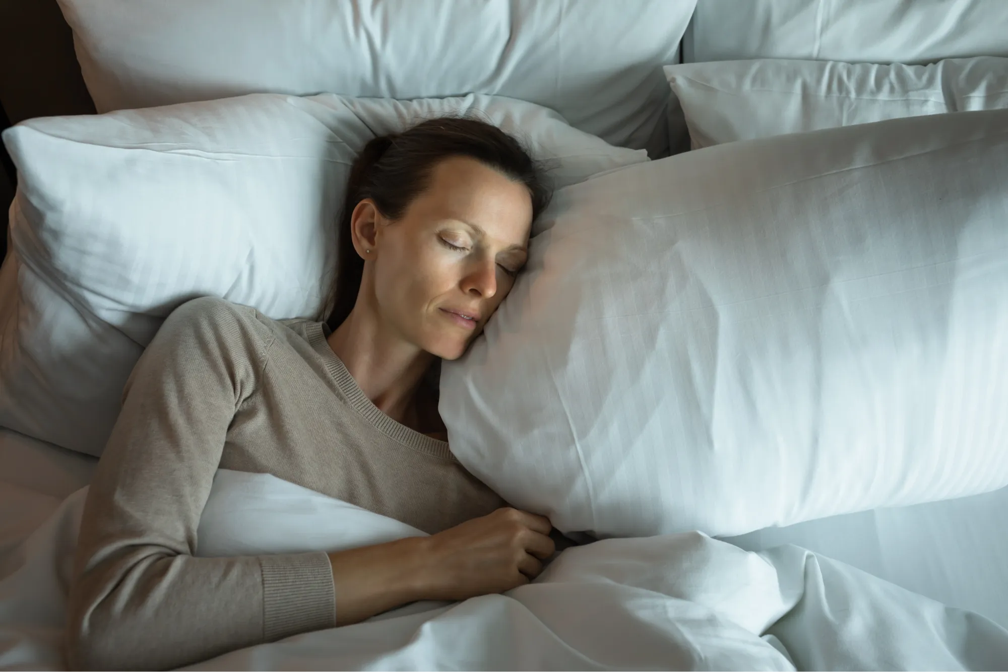 Patient sleeping with shoulder pain